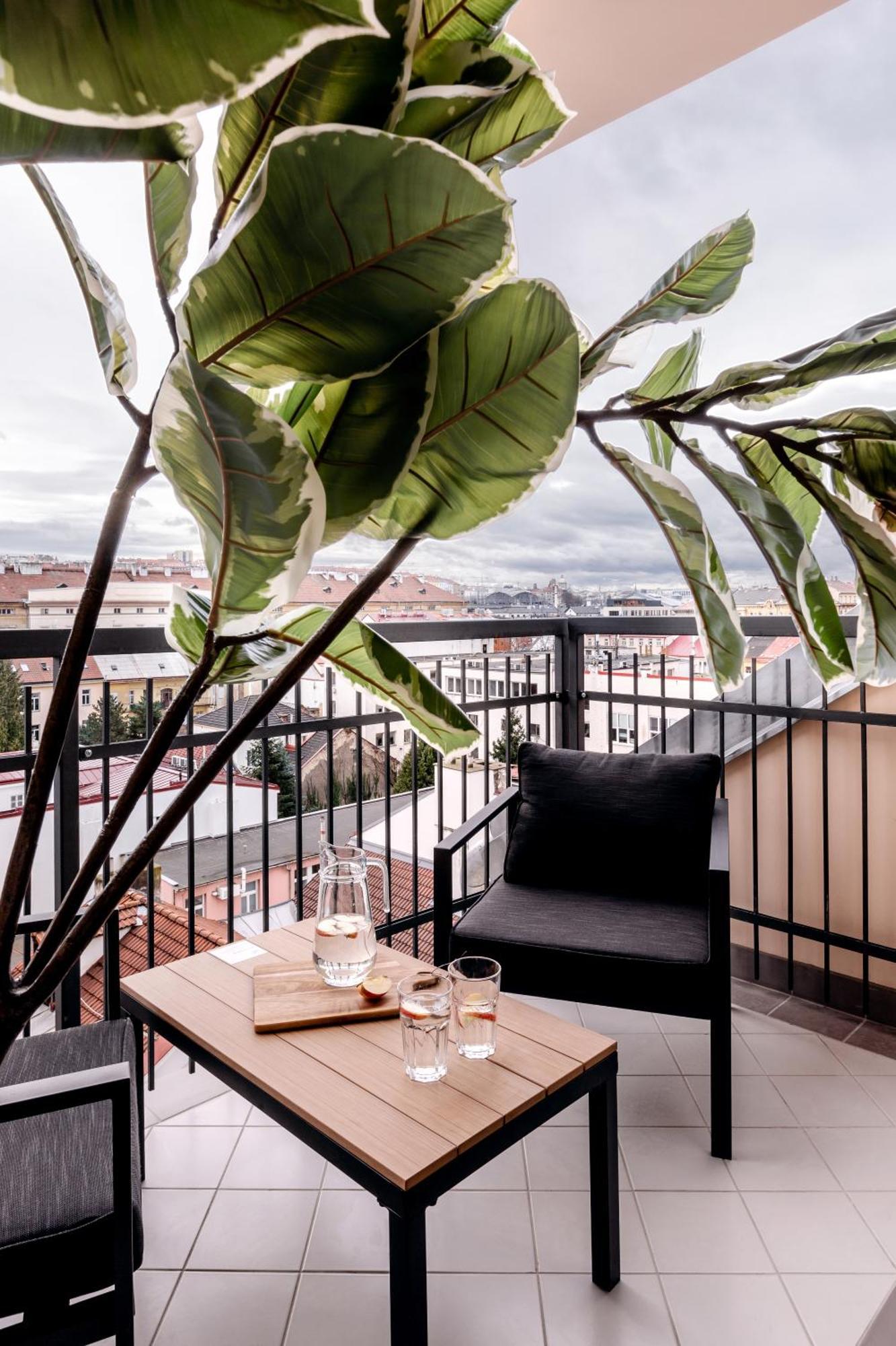 Turnkey I Karlin Square Appartamento Praga