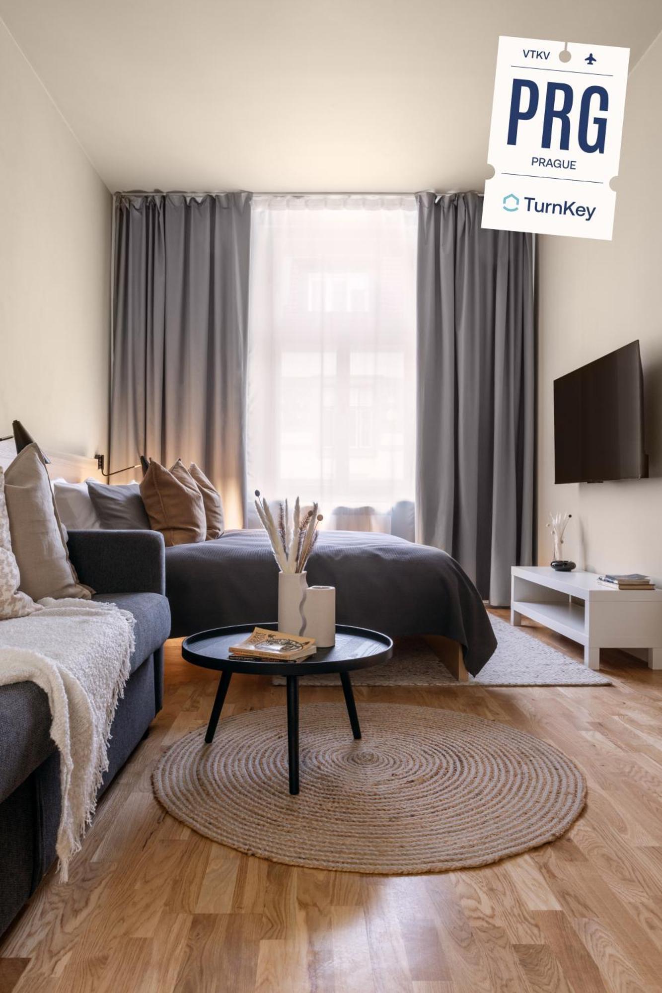 Turnkey I Karlin Square Praga